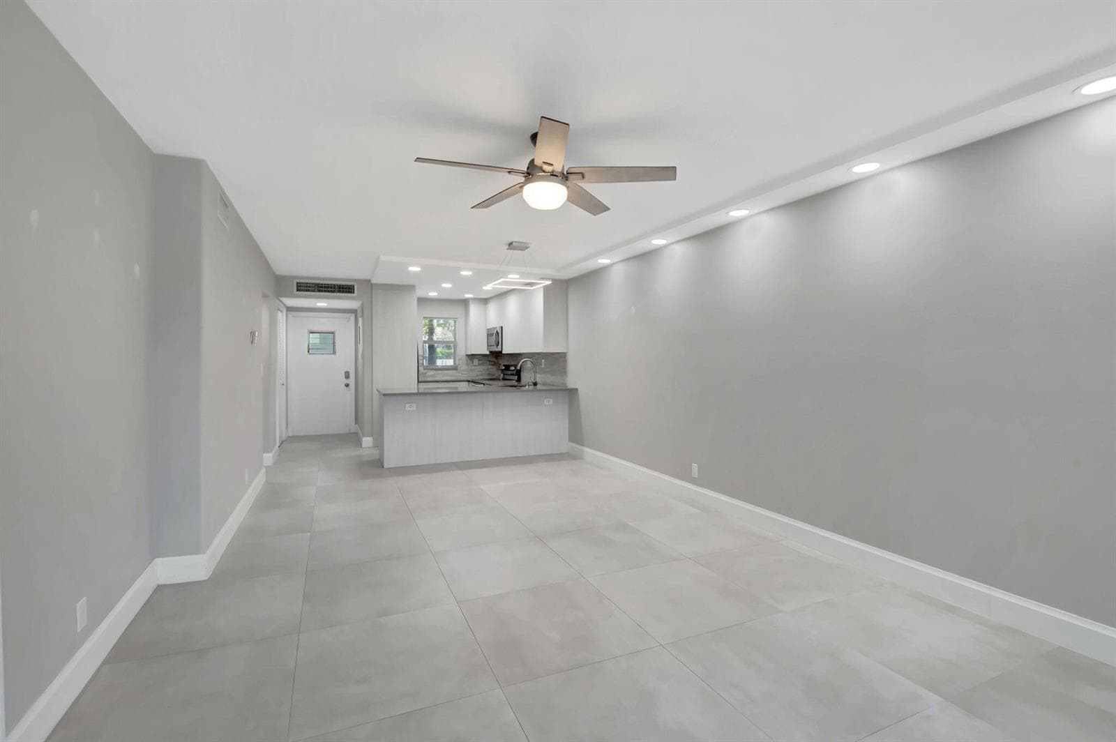 750 NE Spanish River Boulevard 103 photo 18