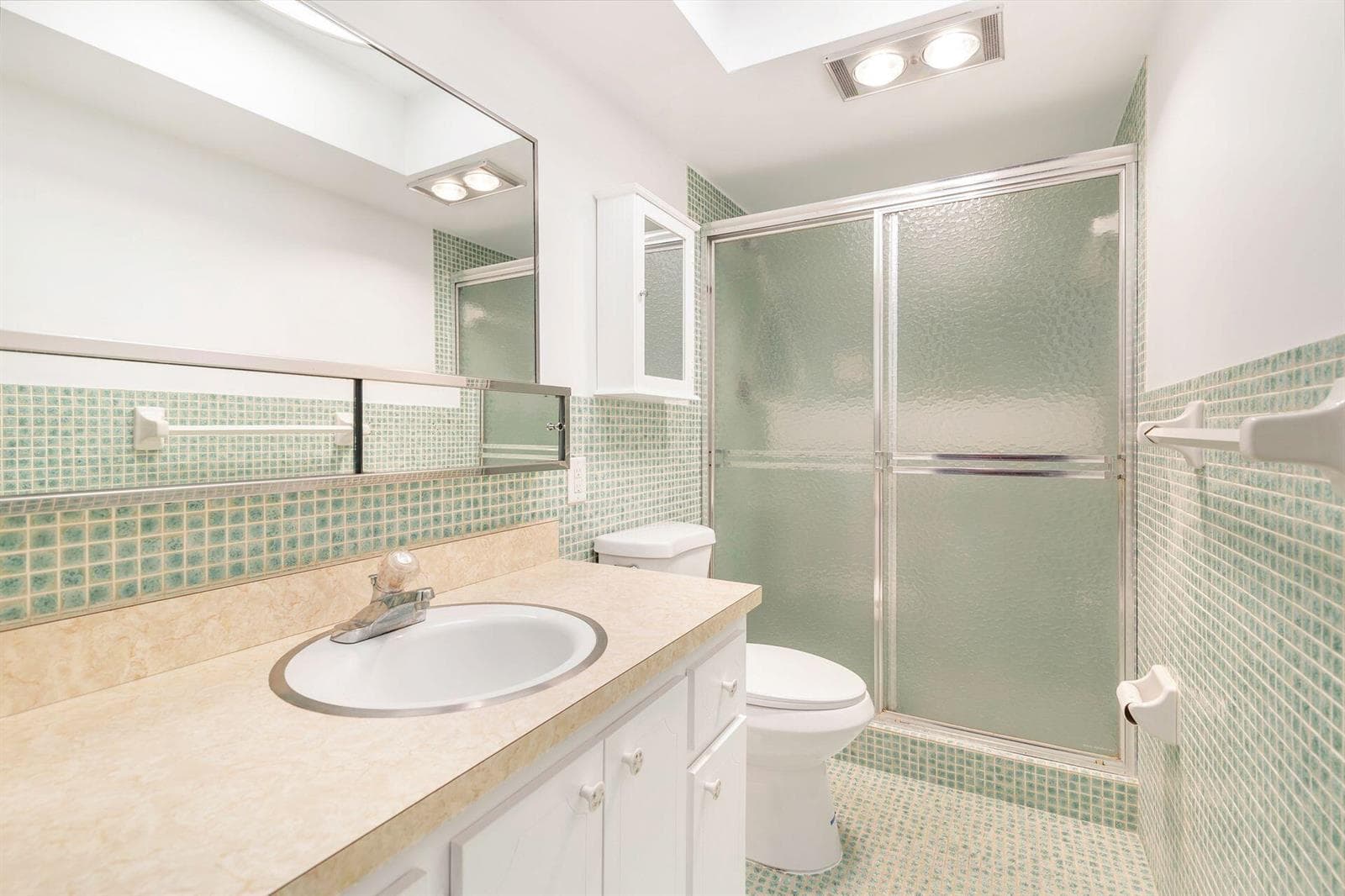 907 Marina Drive 402 photo 18