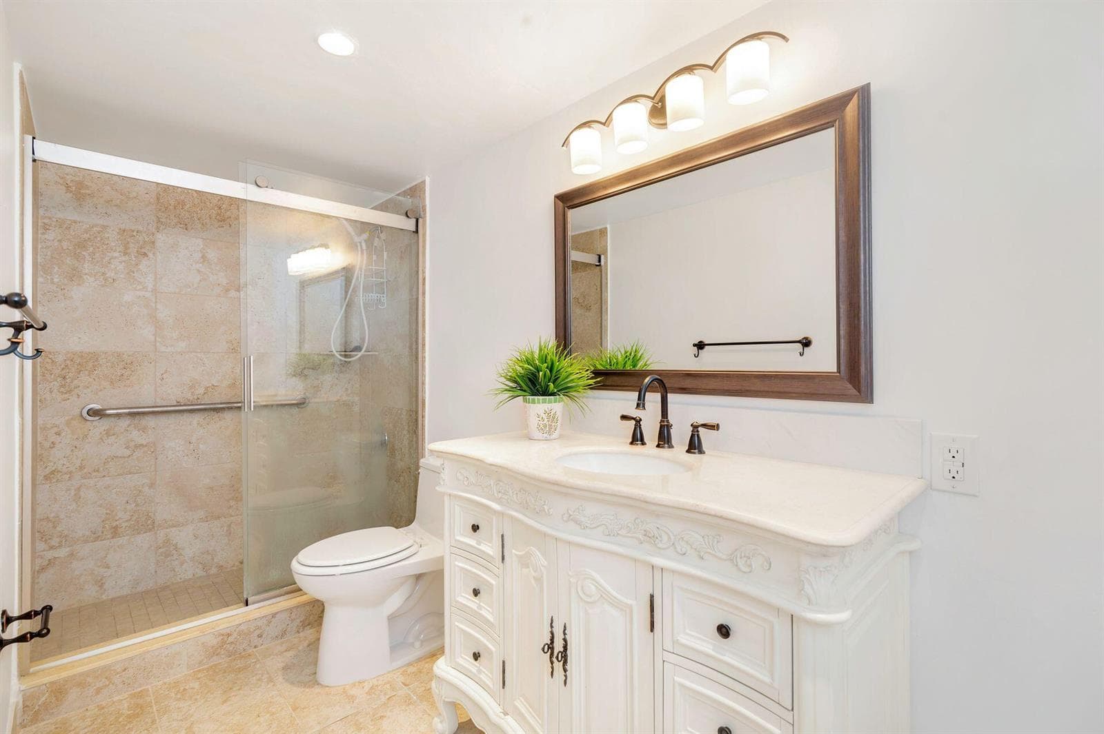 907 Marina Drive 402 photo 15