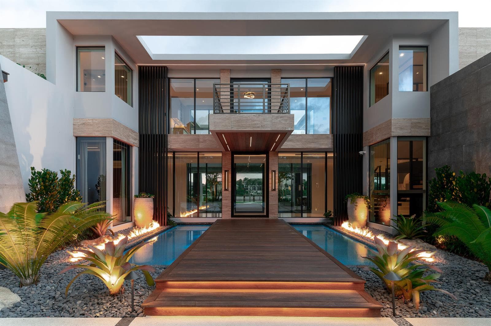 488 S Beach Road photo 2