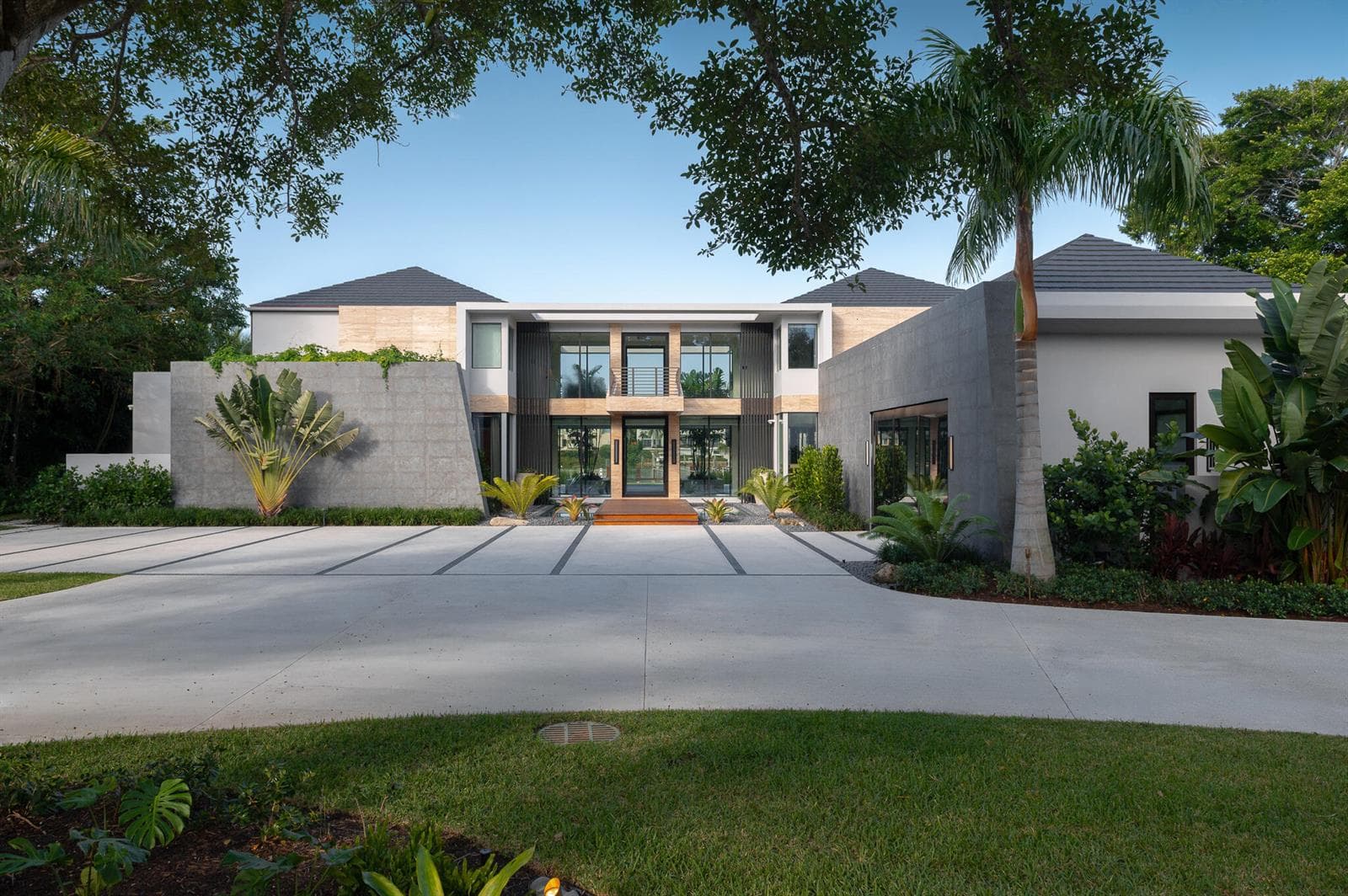 488 S Beach Road photo 5