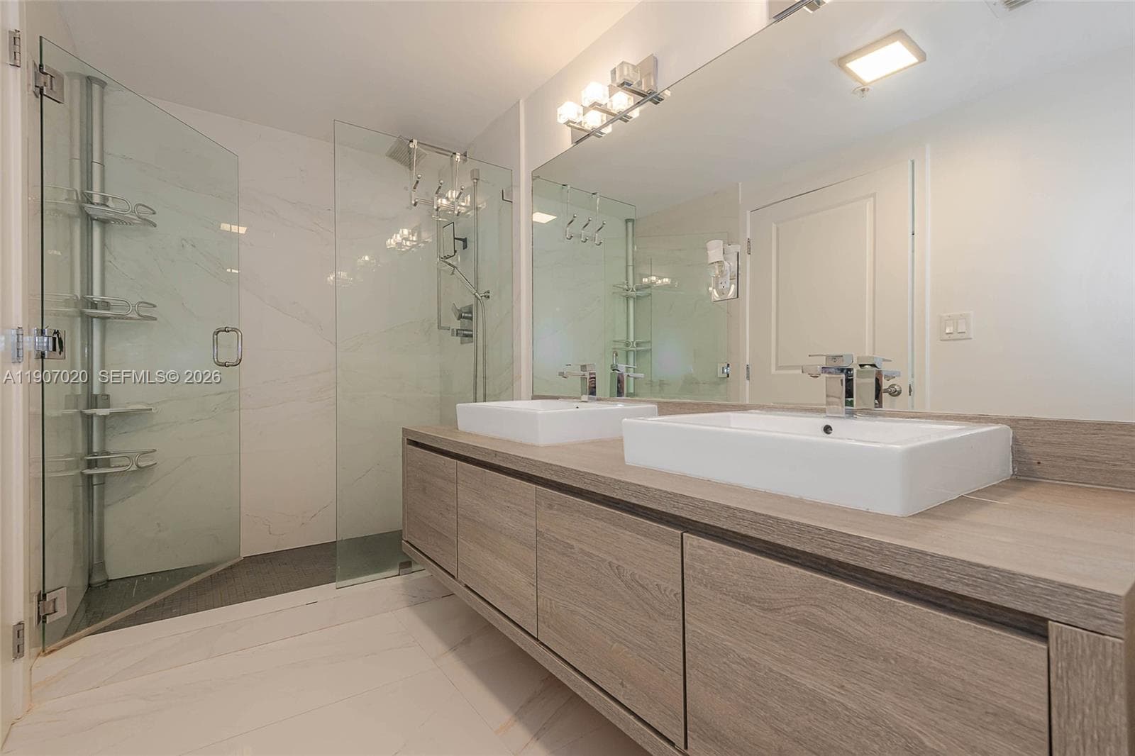 400 Sunny Isles Blvd 906 photo 22