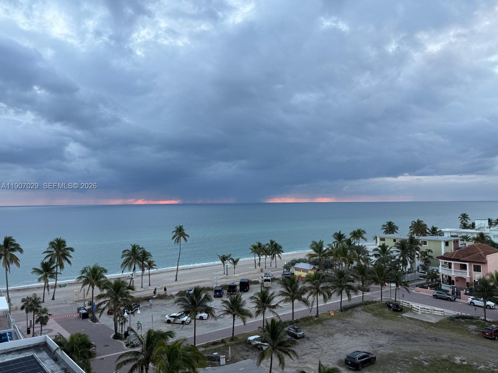 3111 N Ocean Dr 811 photo 18