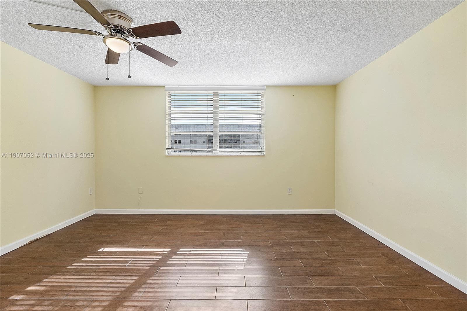 3600 170th St 211 photo 14