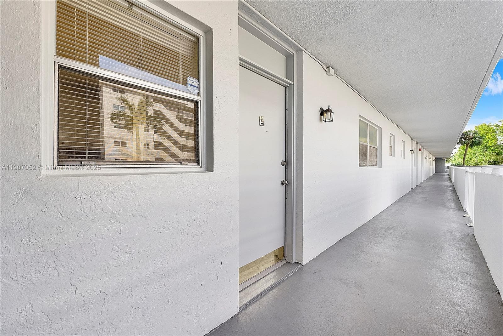 3600 170th St 211 photo 4