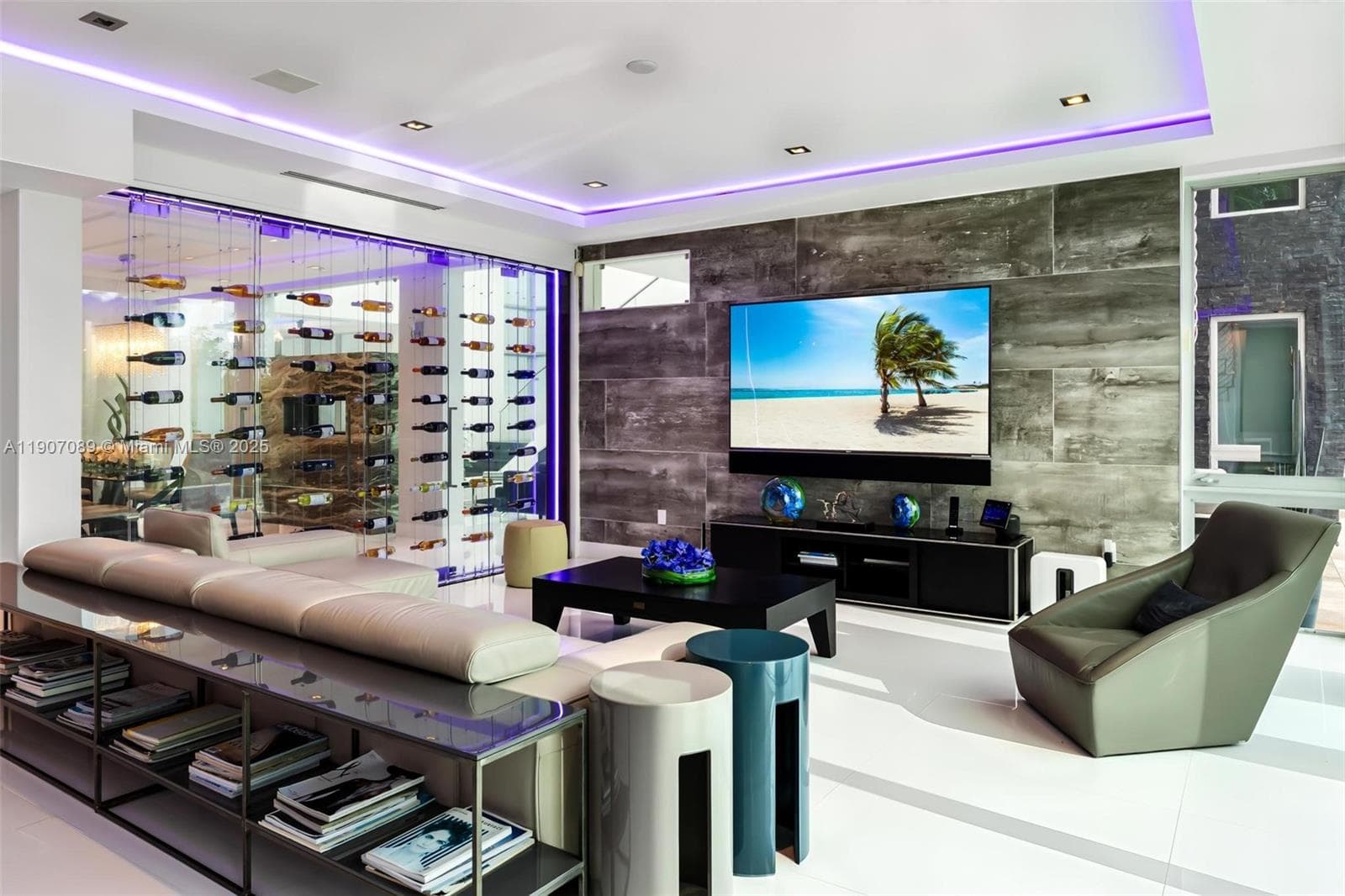 300 Royal Plaza Dr 0 photo 22