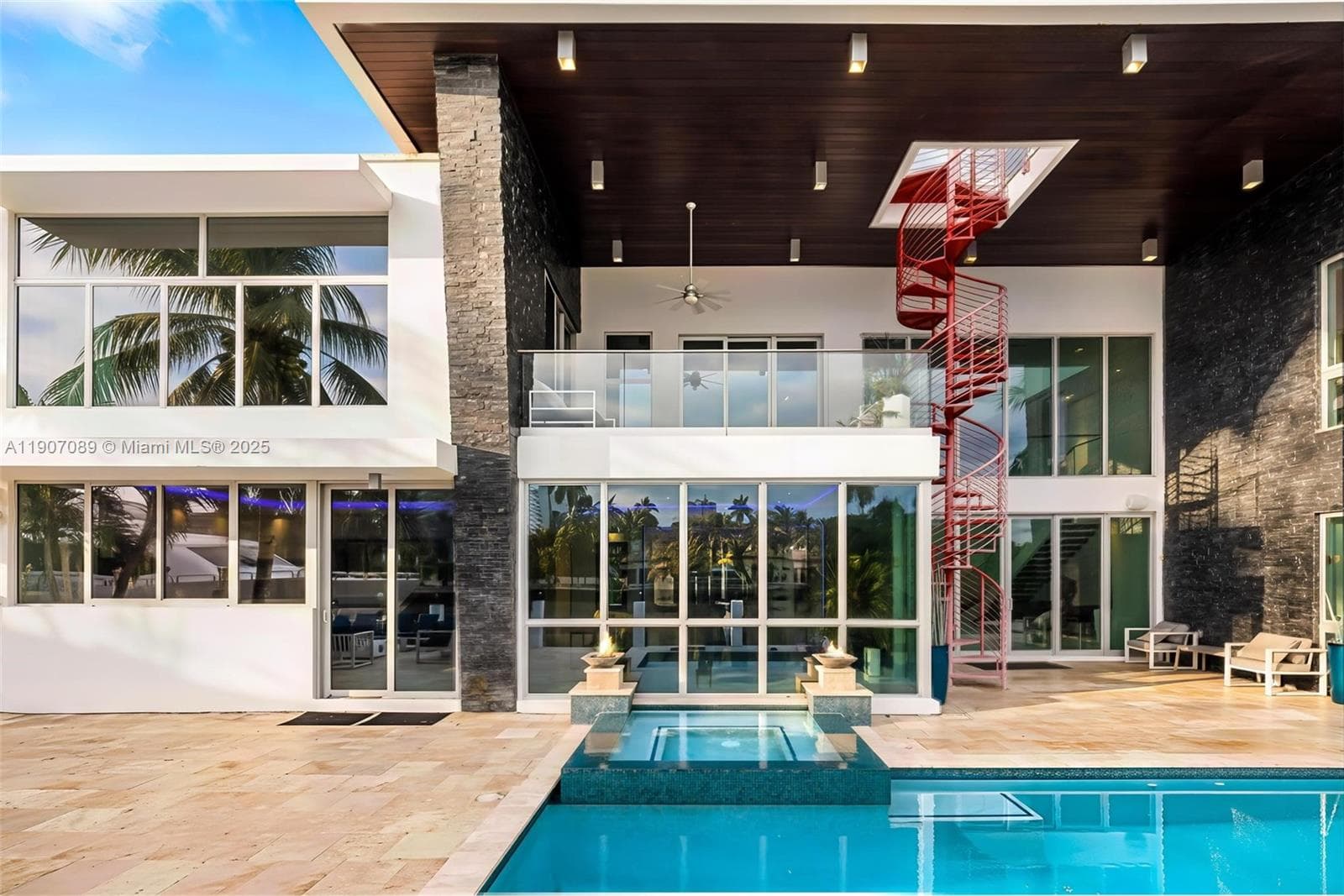 300 Royal Plaza Dr 0 photo 5