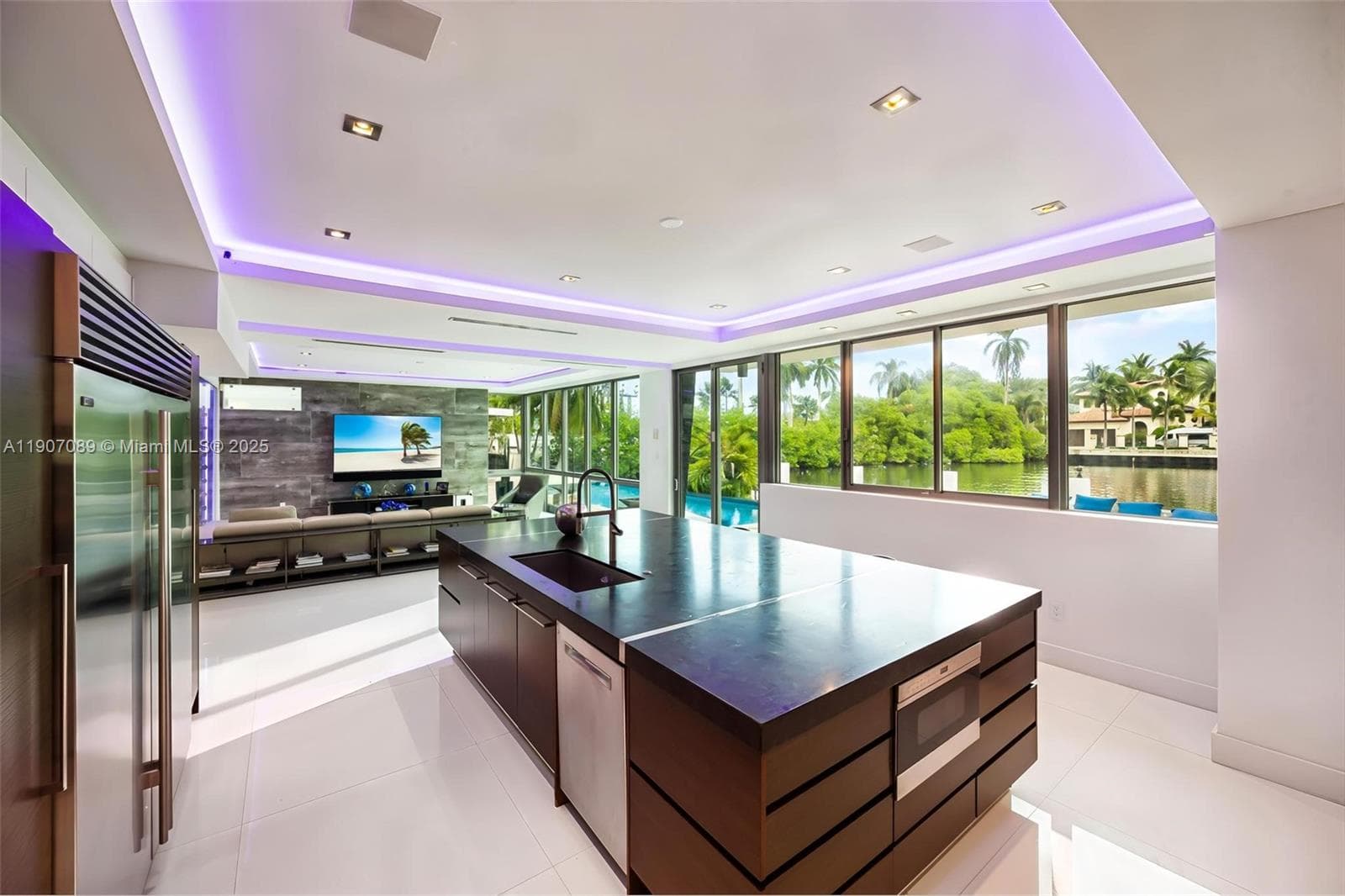 300 Royal Plaza Dr 0 photo 24