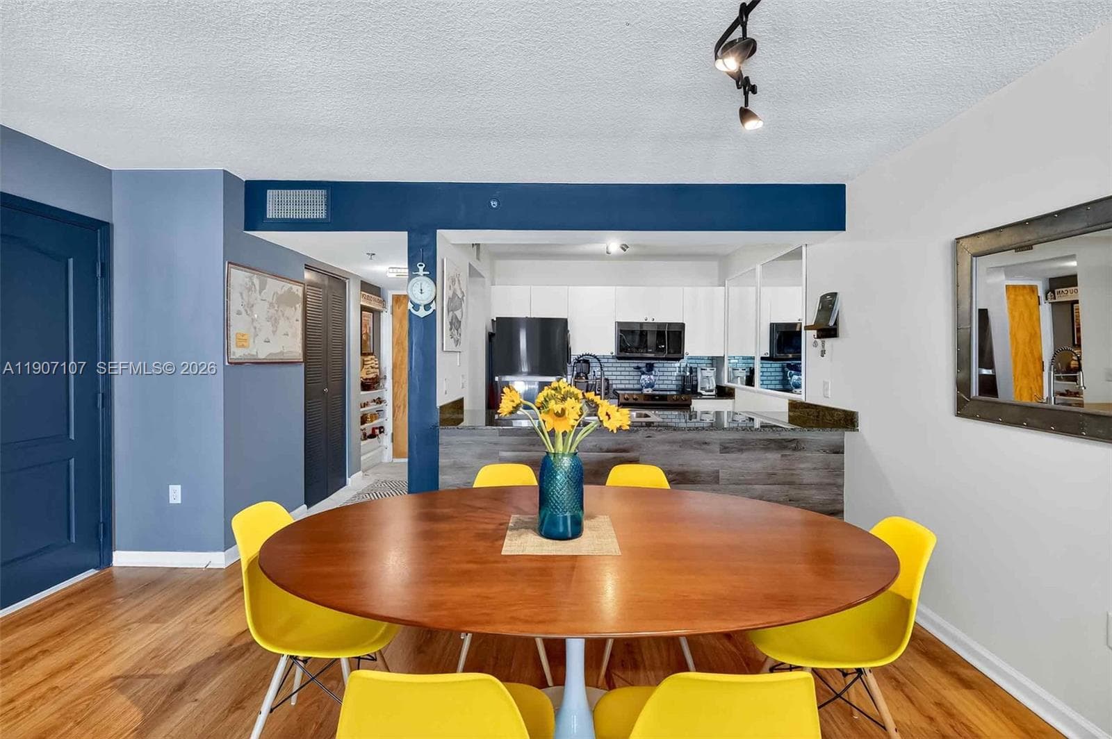 1200 Brickell Bay Dr 3914 photo 5