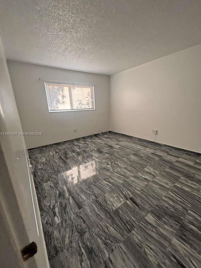 2430 135th St 203 photo 17