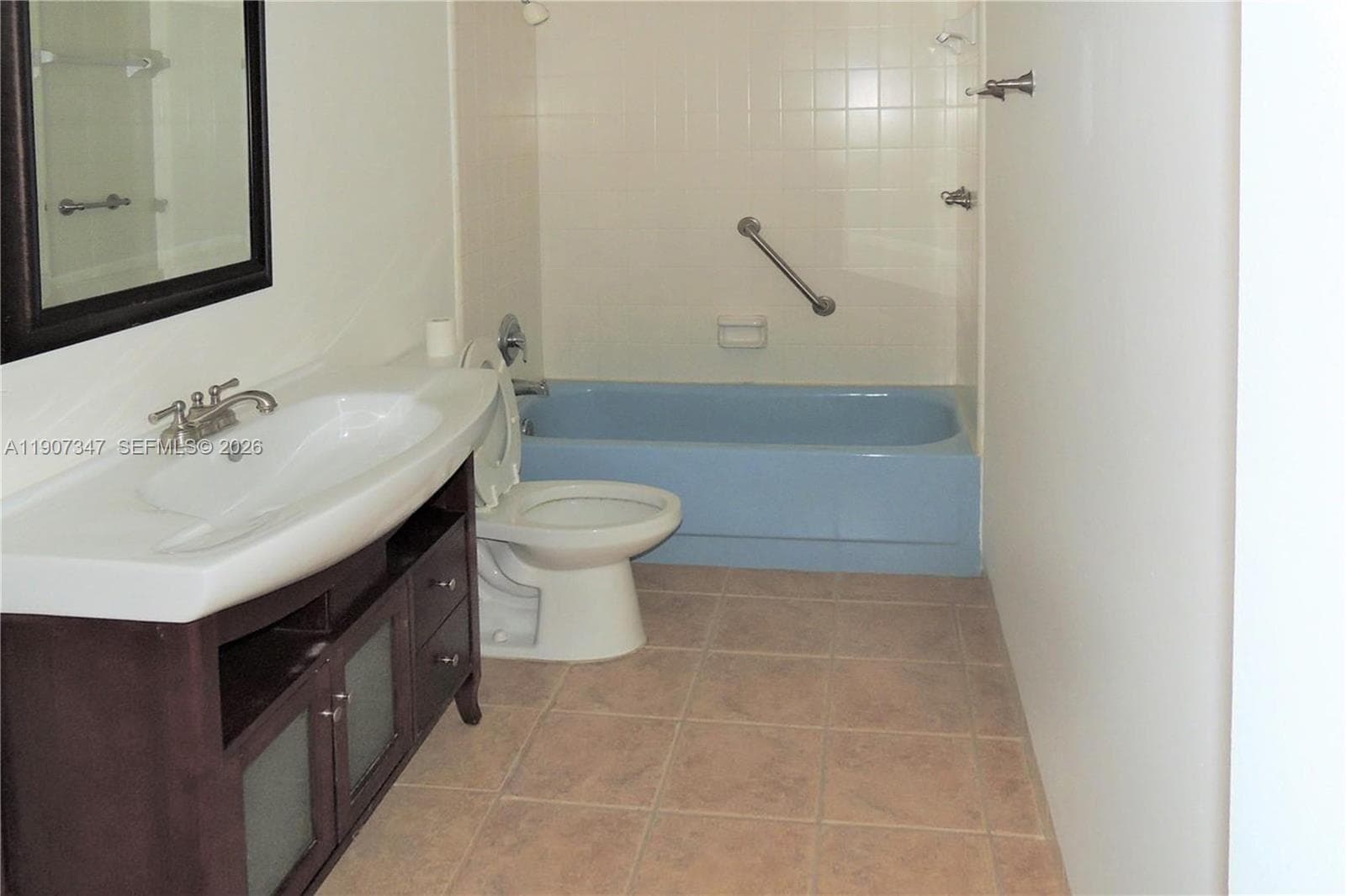 3040 NE 16th Ave 216 photo 13
