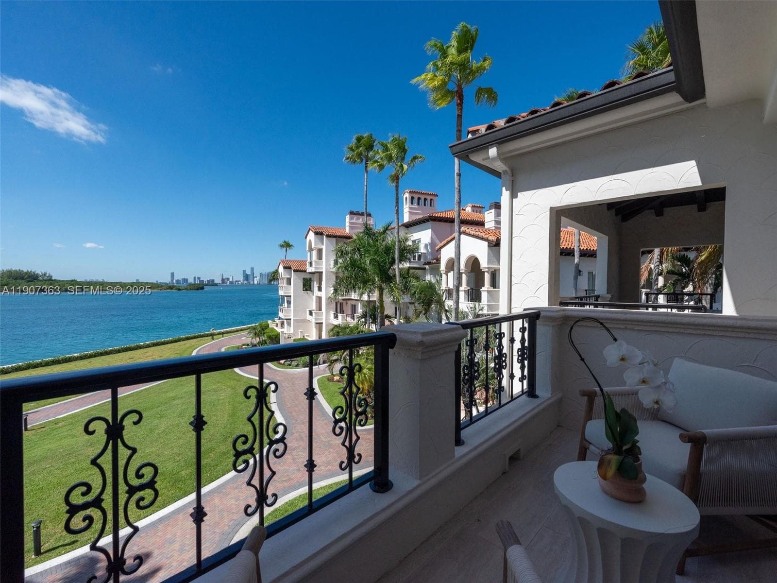 2236 Fisher Island Dr 3306 photo 25