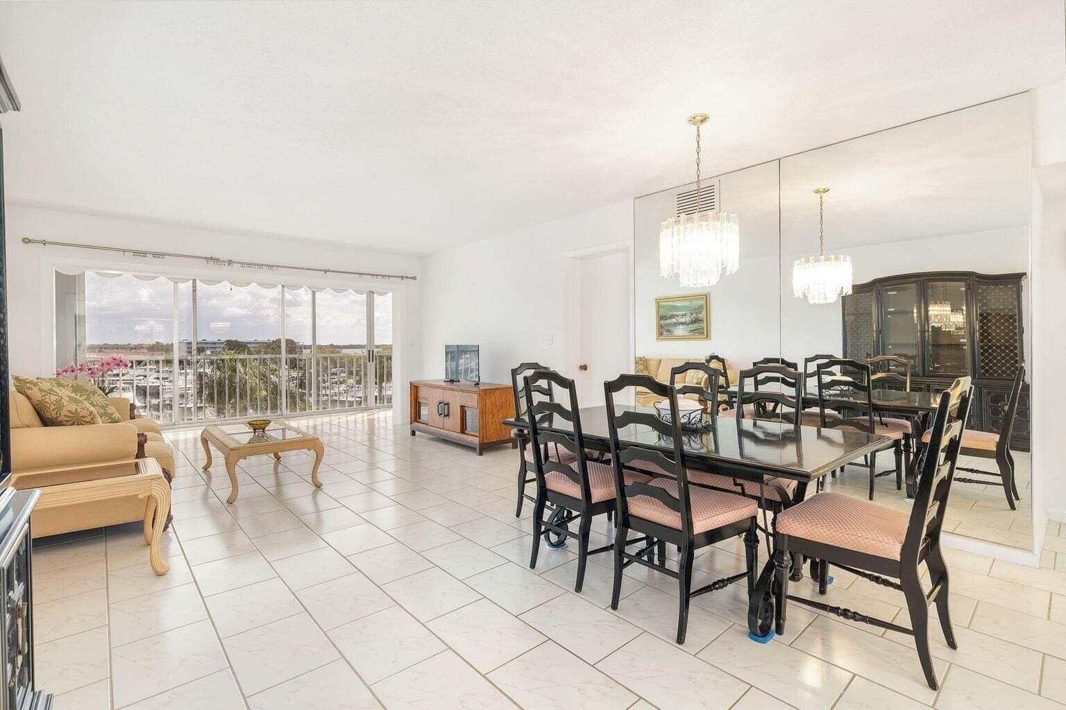 907 Marina Drive 402 photo 9