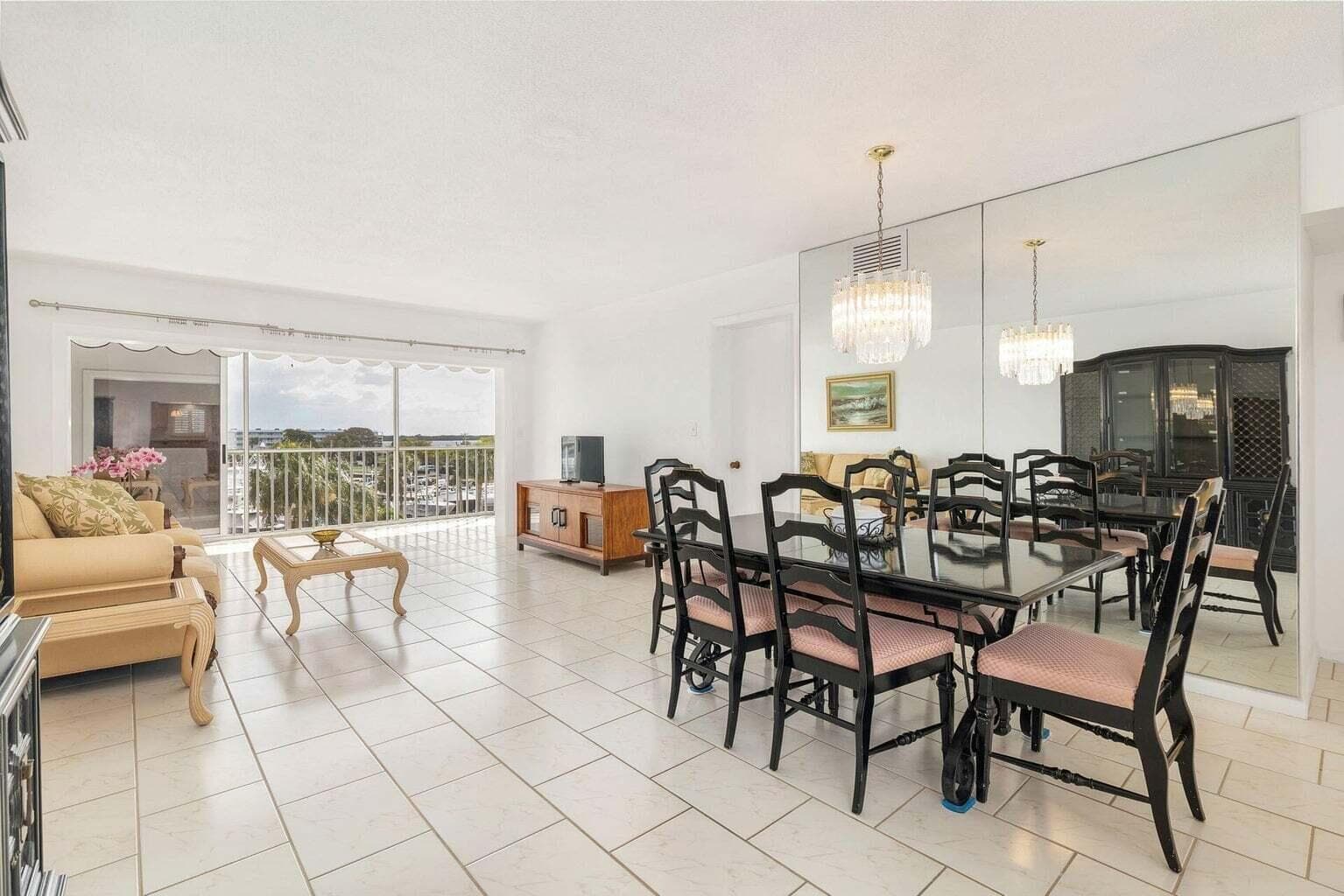 907 Marina Drive 402 photo 19