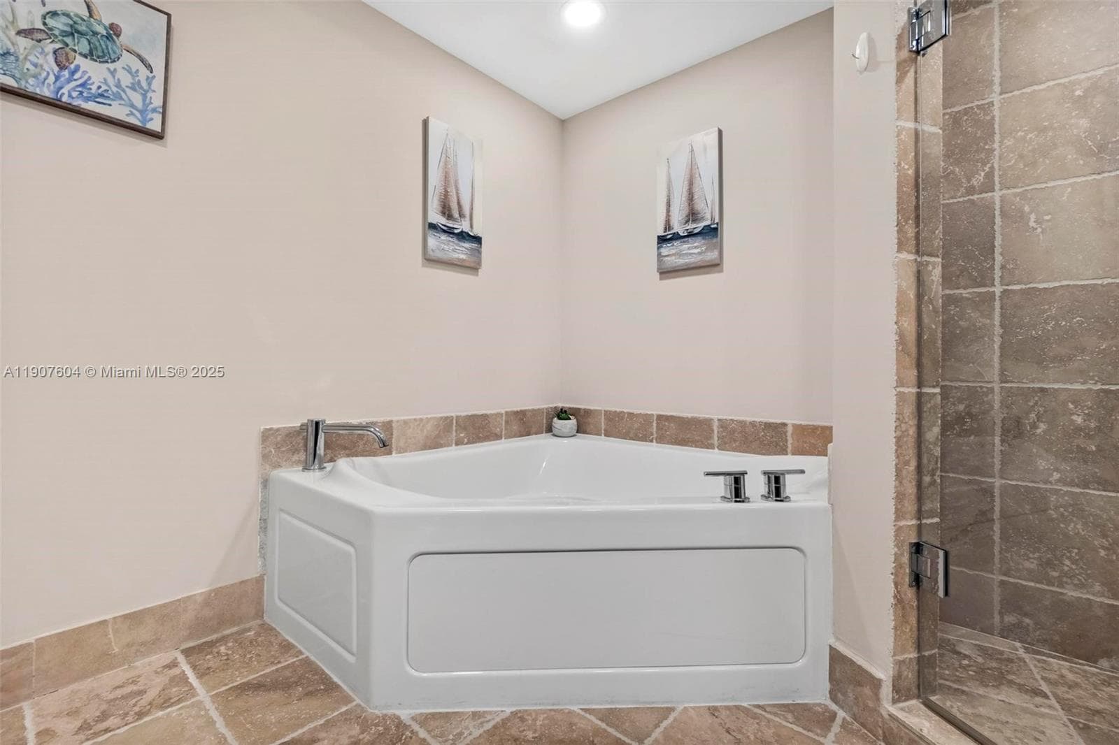 18201 Collins Ave 1408 photo 7