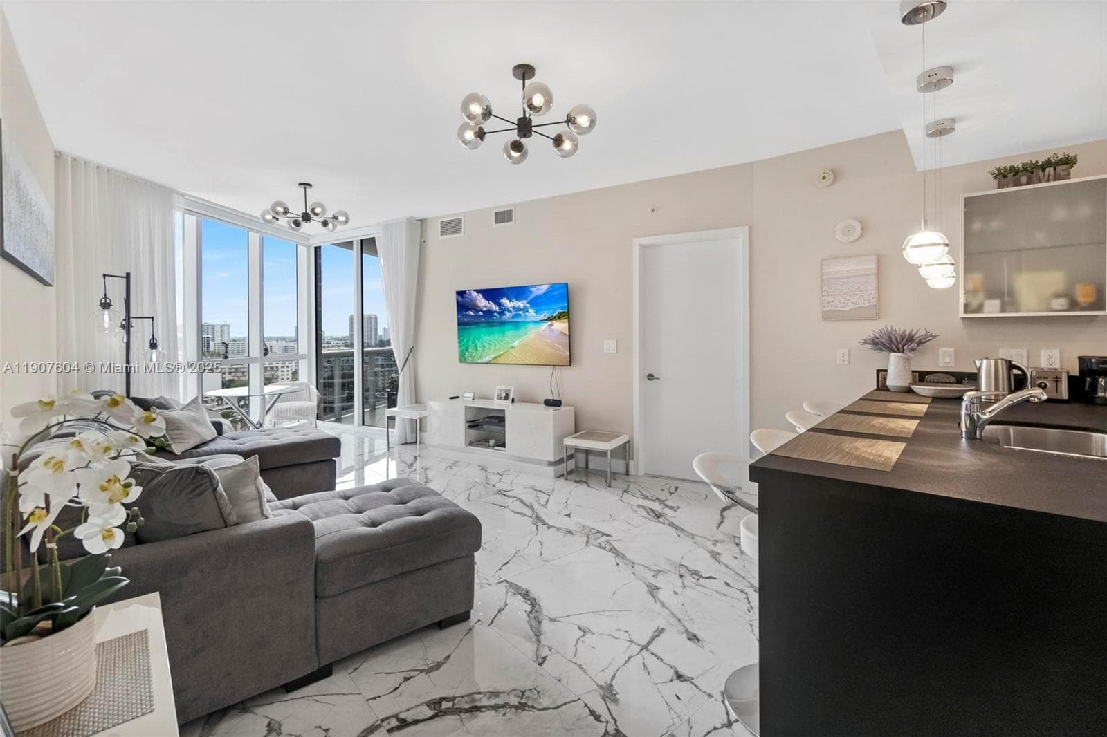 18201 Collins Ave 1408 photo 1