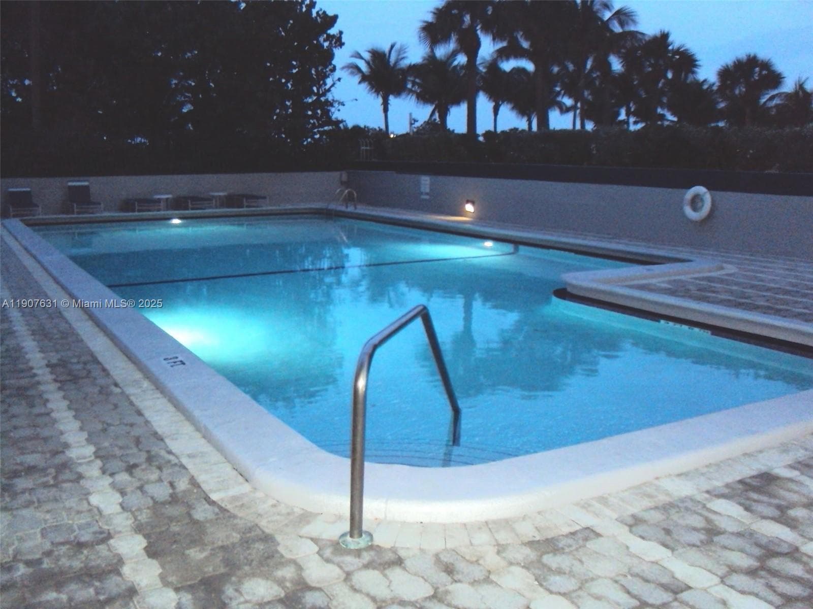 8877 Collins Ave 604 photo 24