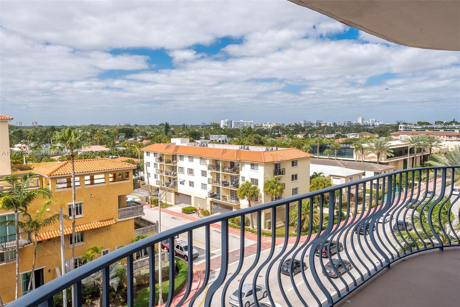 8877 Collins Ave 604 photo 11