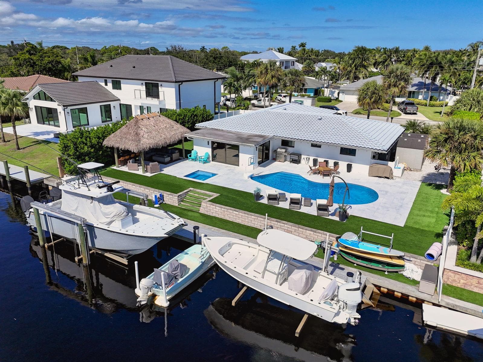 12 Leeward Circle photo 1