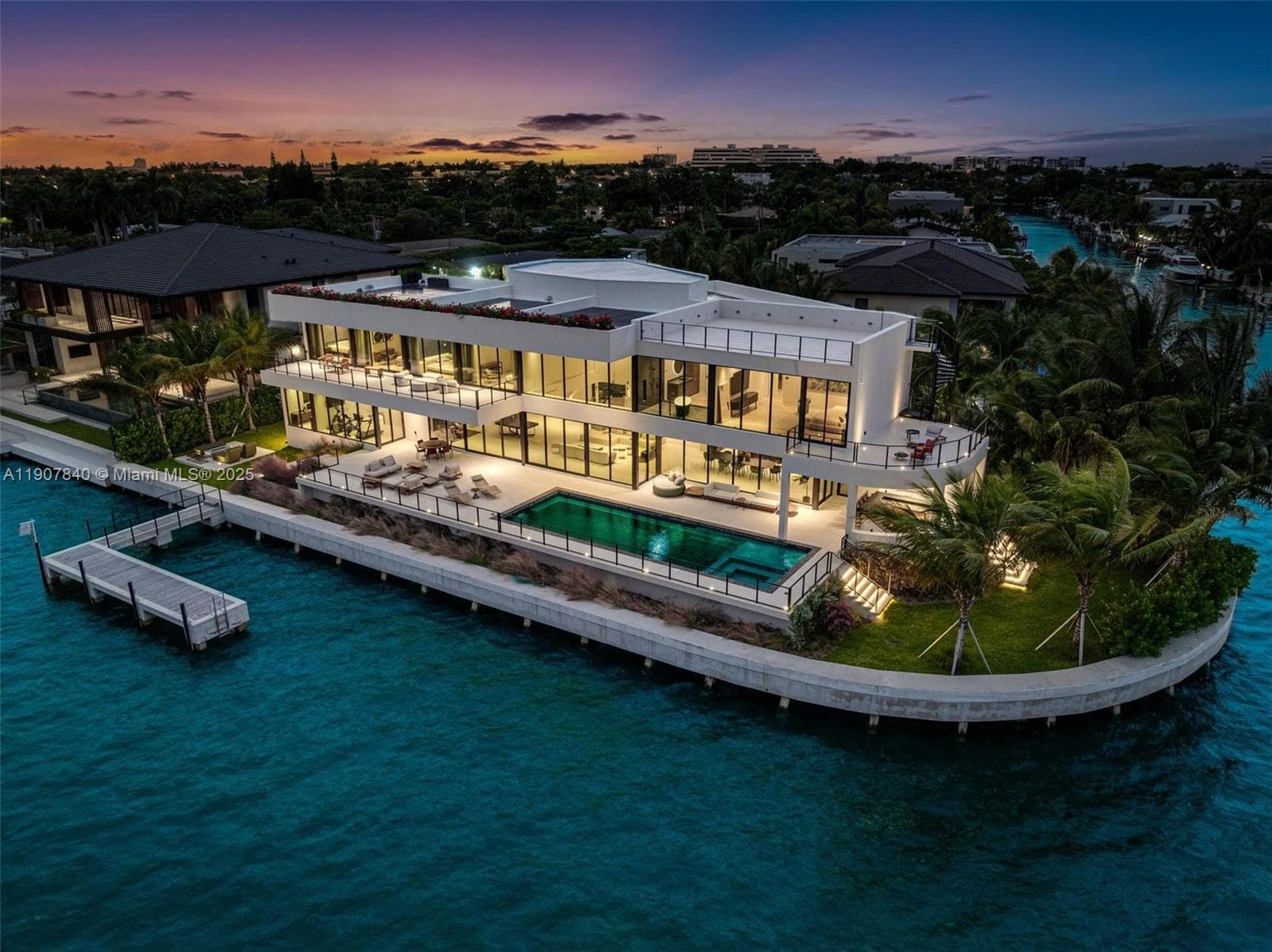 11400 N Bayshore Dr photo 21