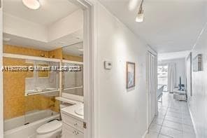 1435 SE 15th St 103 photo 19