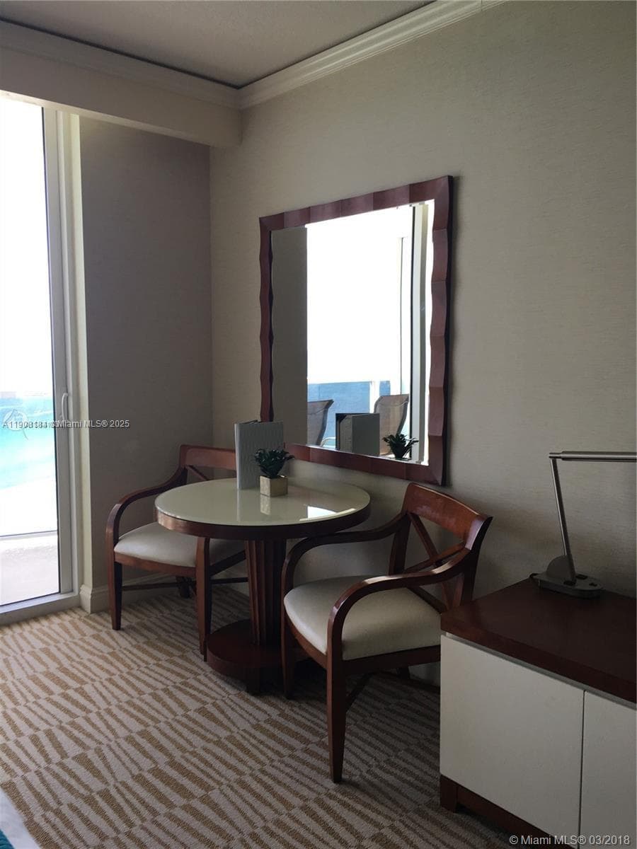 18001 Collins Ave 2908 photo 2