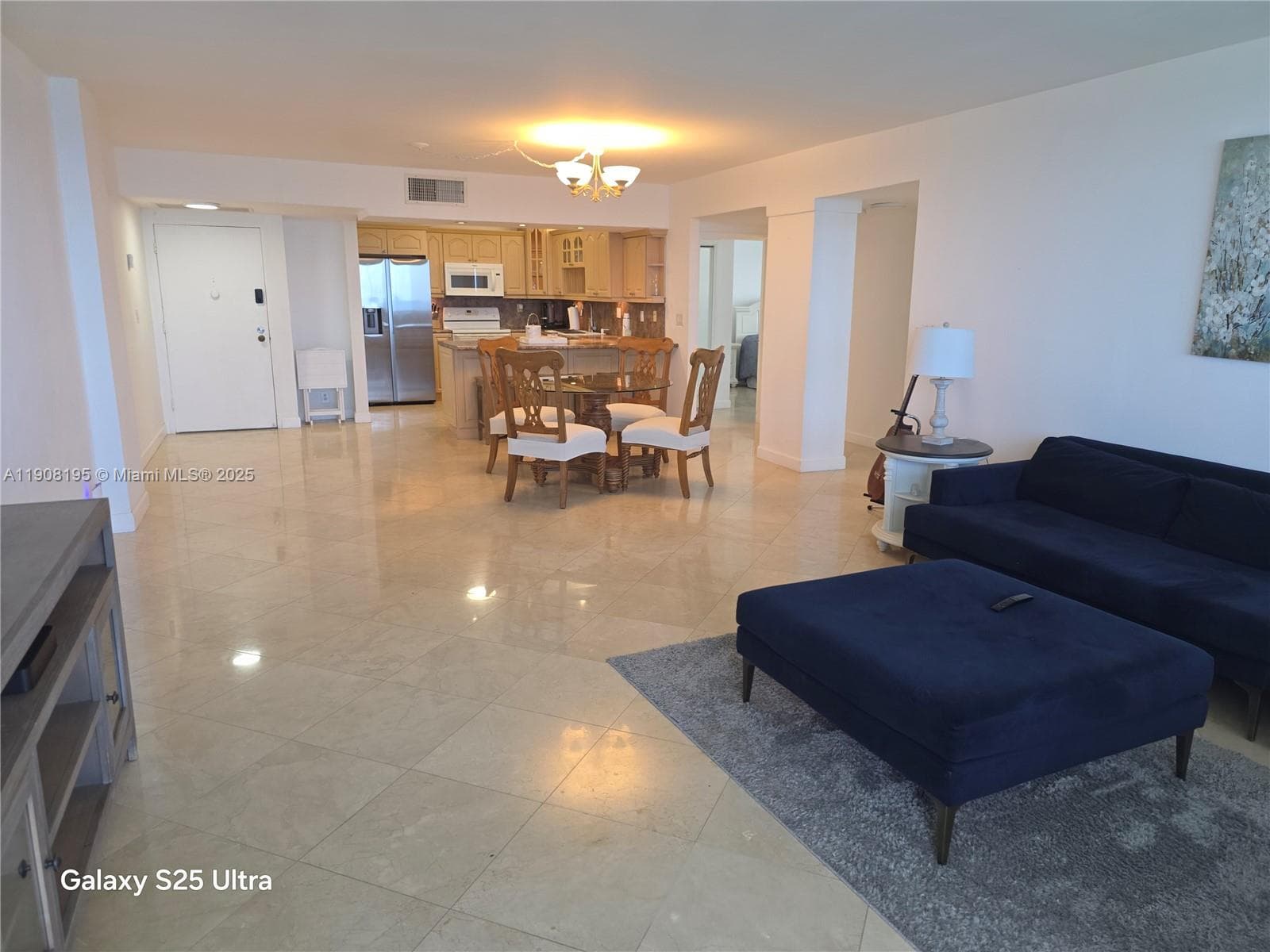 3725 S Ocean Dr 1401 photo 6