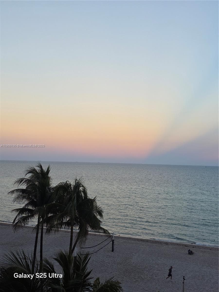 3725 S Ocean Dr 1401 photo 7