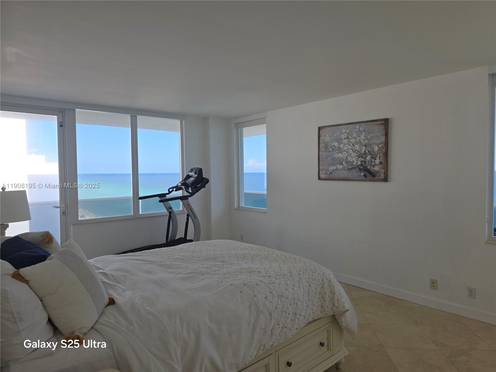 3725 S Ocean Dr 1401 photo 21
