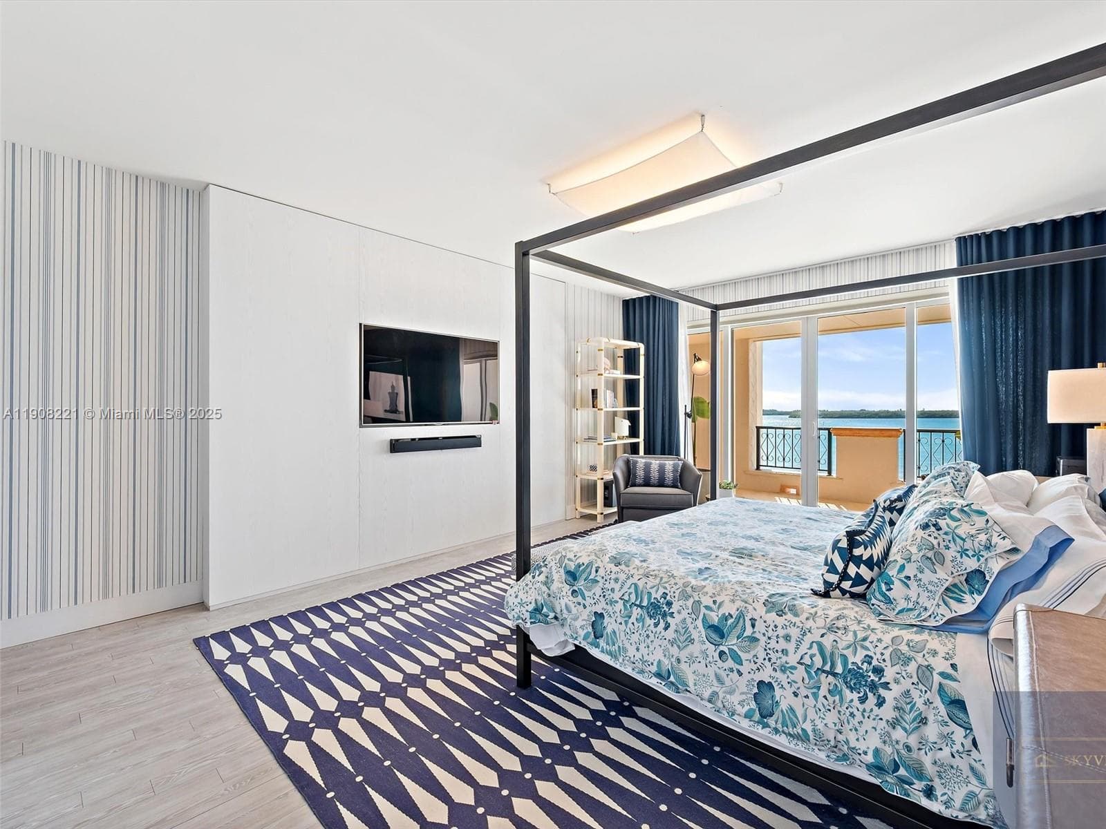 5142 Fisher Island Dr 5142 photo 19
