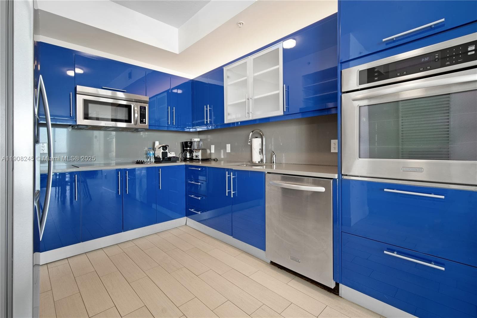 3101 Bayshore Dr 1102 photo 16