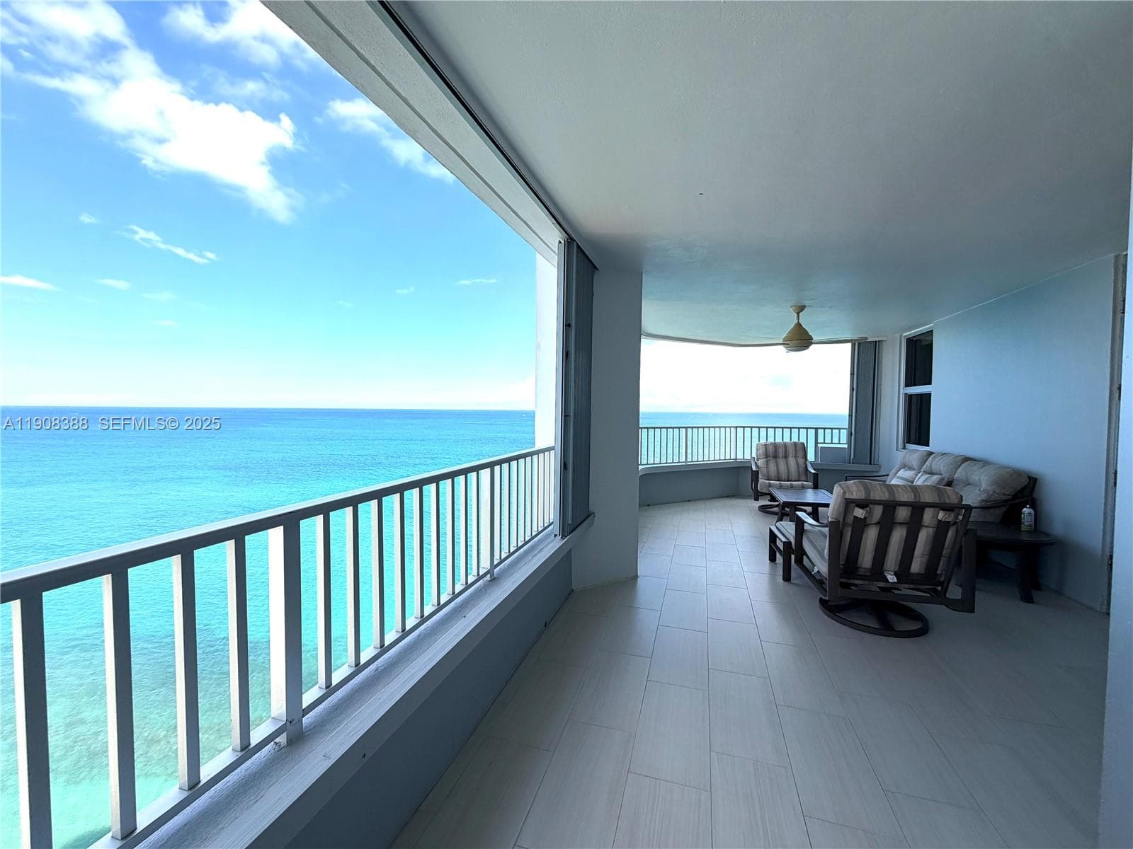 5200 Ocean Dr 1801 photo 2