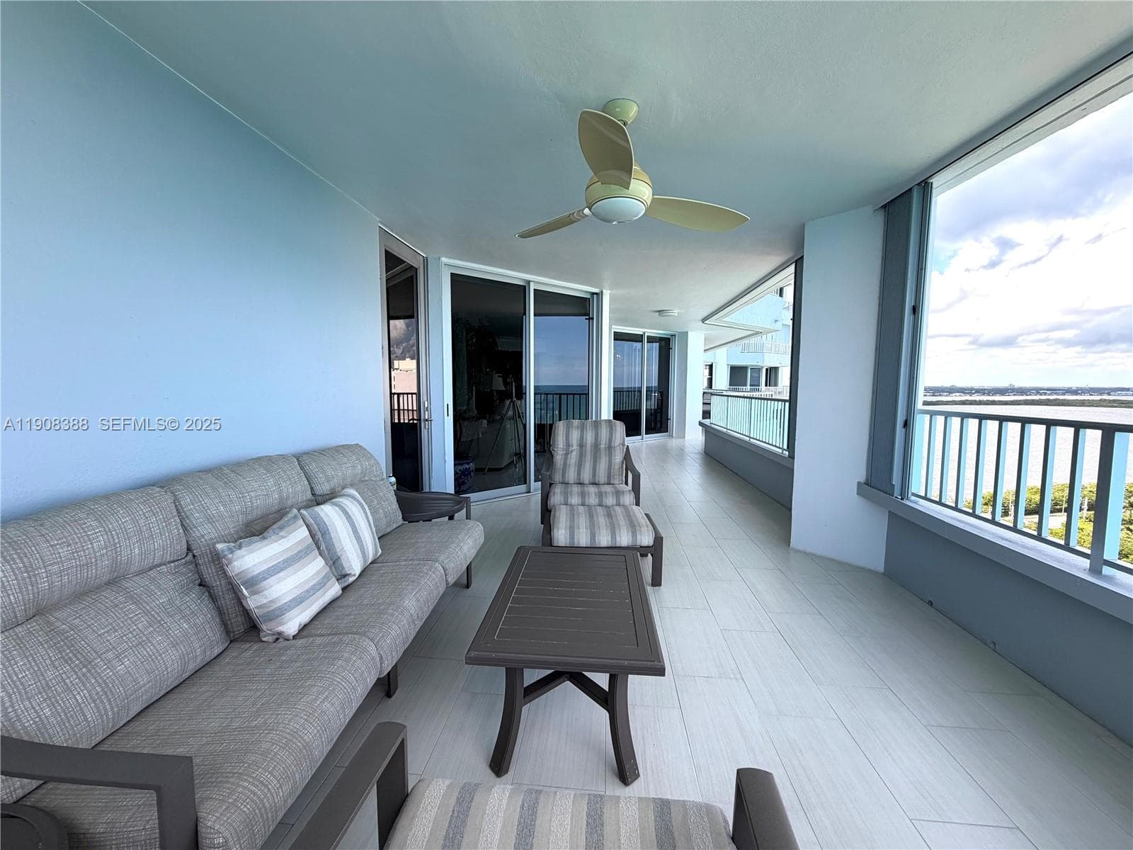 5200 N Ocean Dr 1801 photo 17
