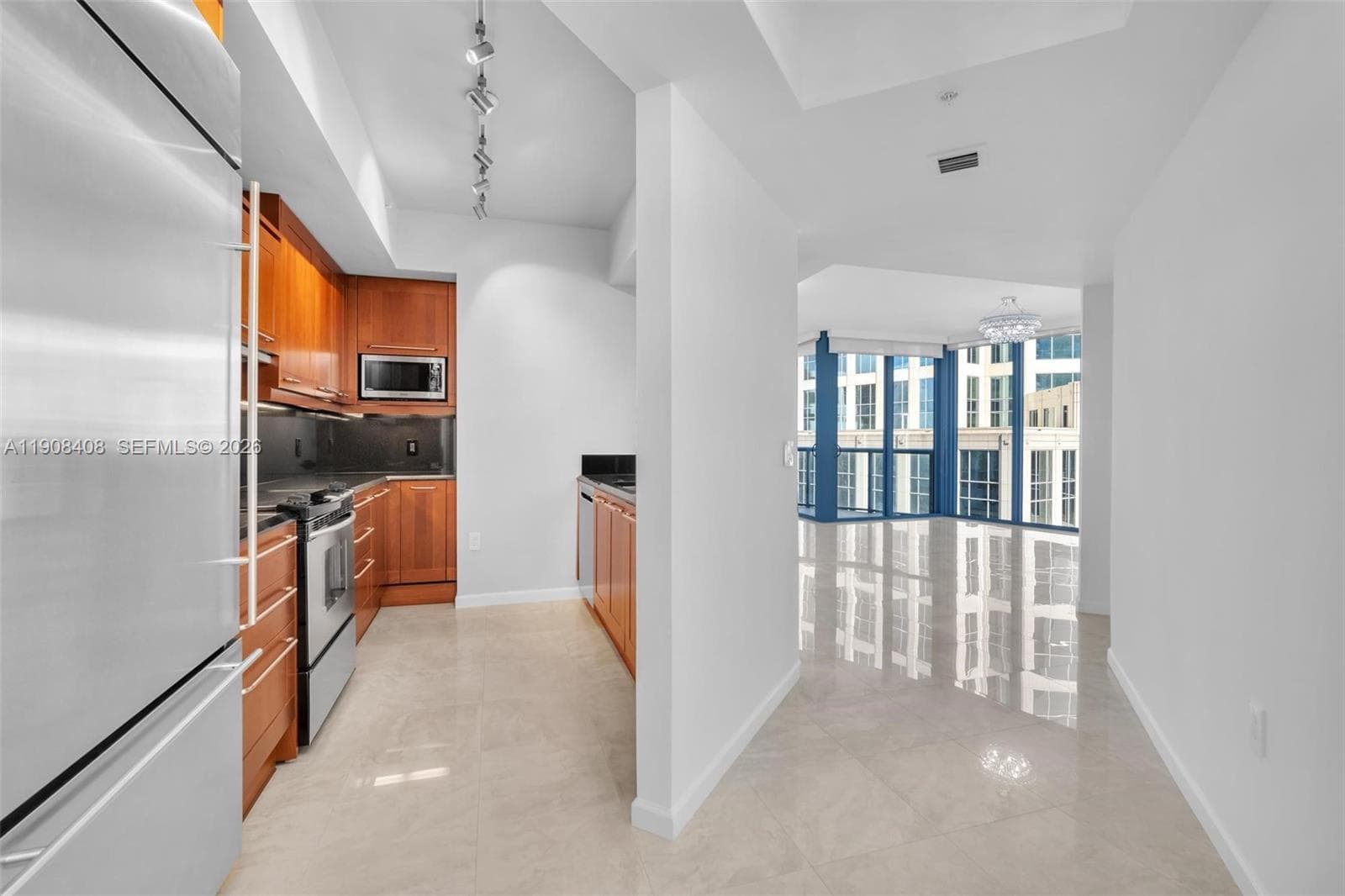 333 Las Olas Way 1208 photo 4