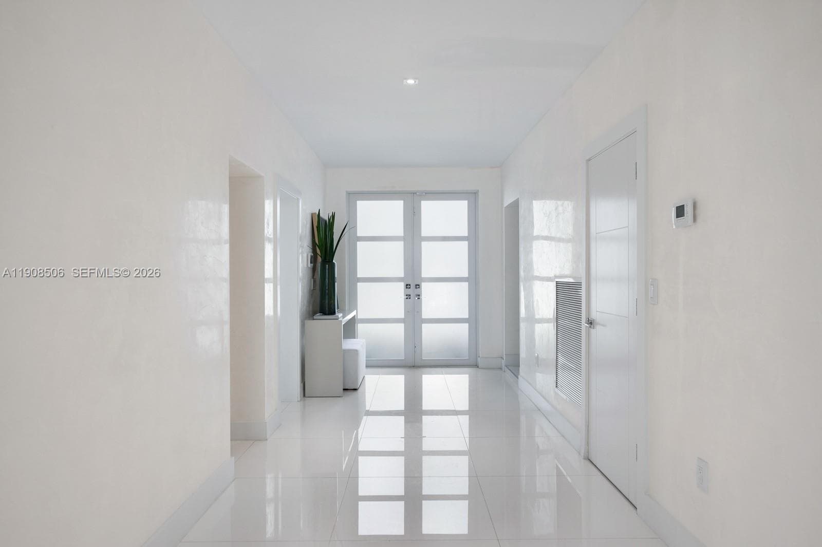 1040 S Shore Dr photo 11