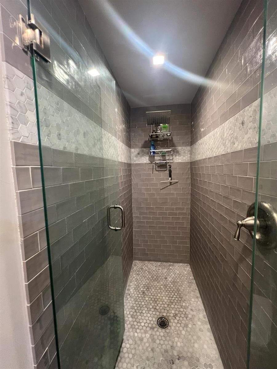 2811 NE 51st Street 6 photo 25