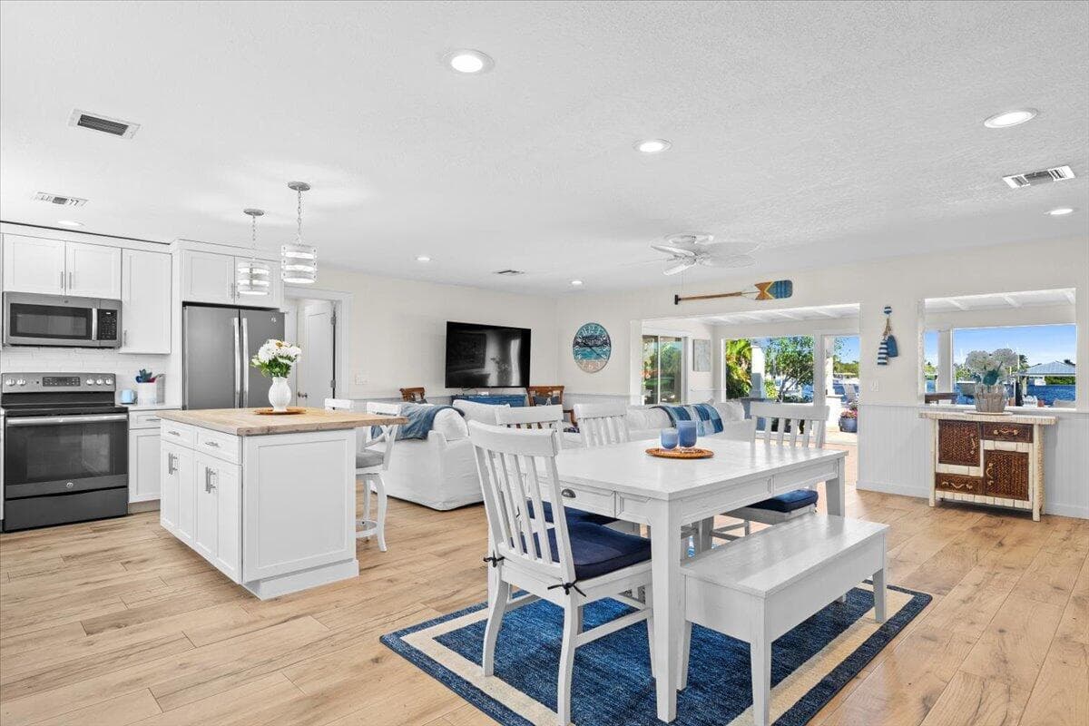 119 Elsa Road photo 17