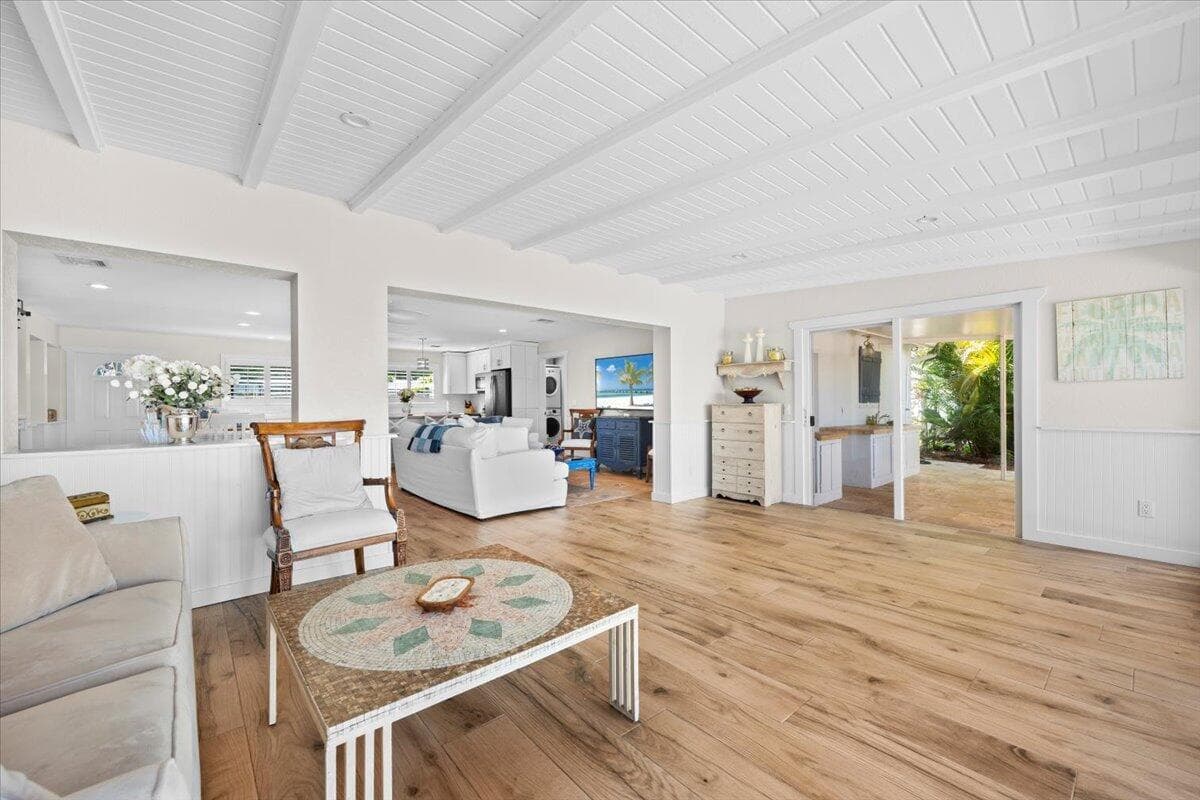 119 Elsa Road photo 22