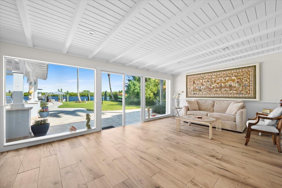 119 Elsa Road photo 20