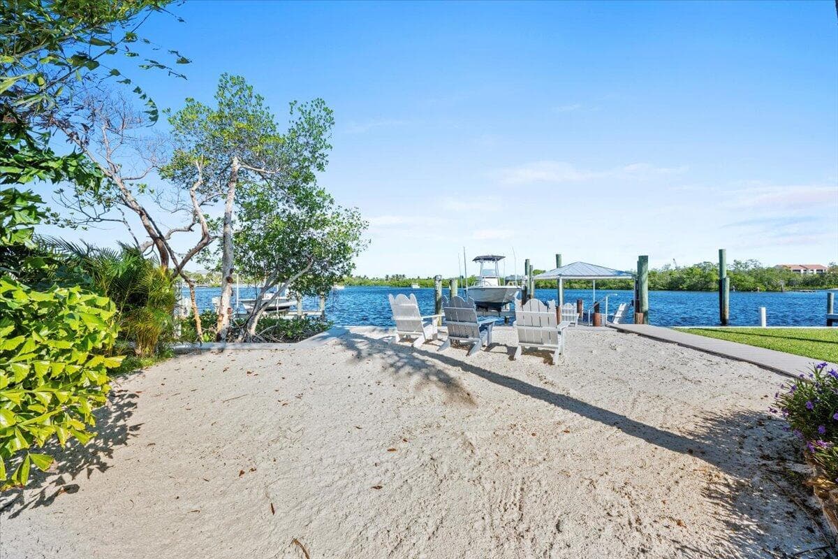 119 Elsa Road photo 10