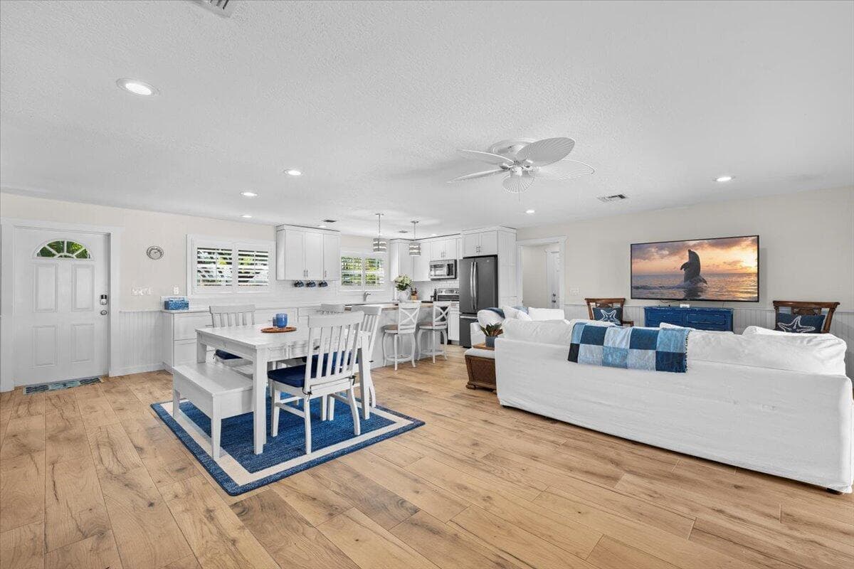 119 Elsa Road photo 18