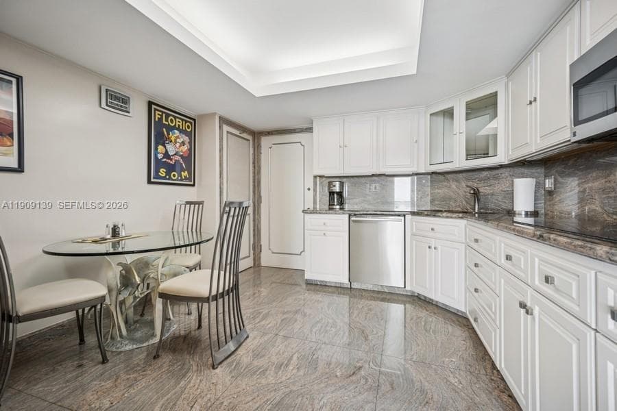 2100 S Ocean Ln 808 photo 9