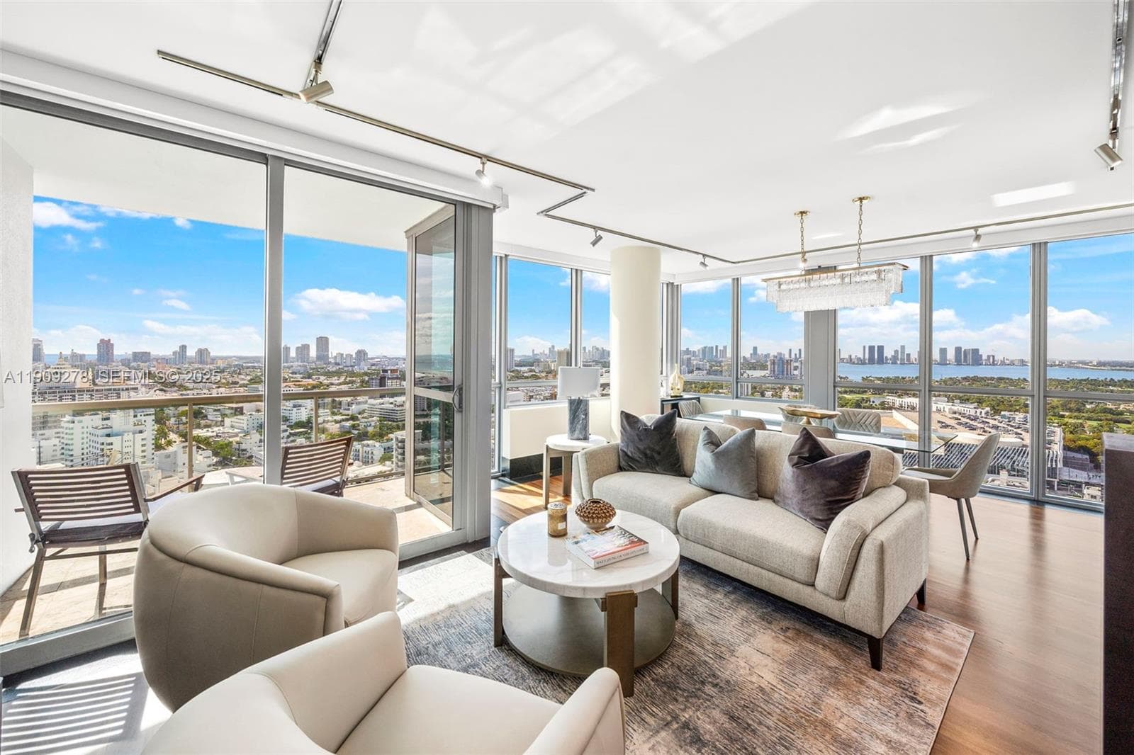 101 20th St 3202 photo 16