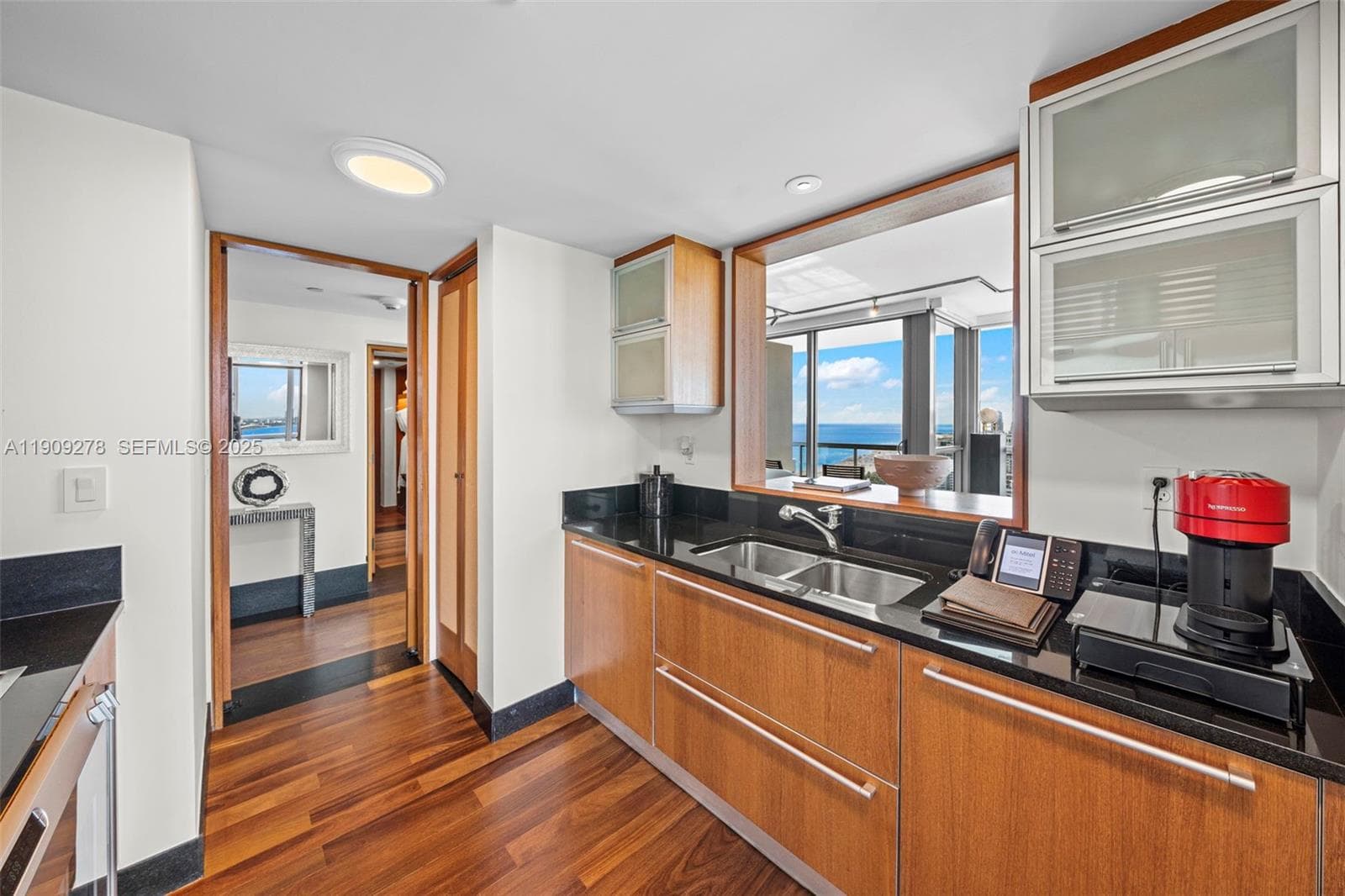 101 20th St 3202 photo 22