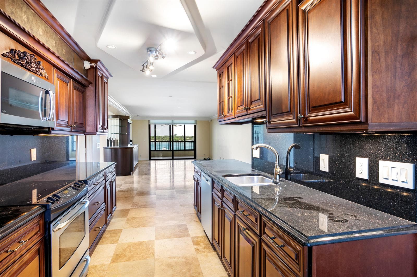 1748 Jupiter Cove Drive 524a photo 9