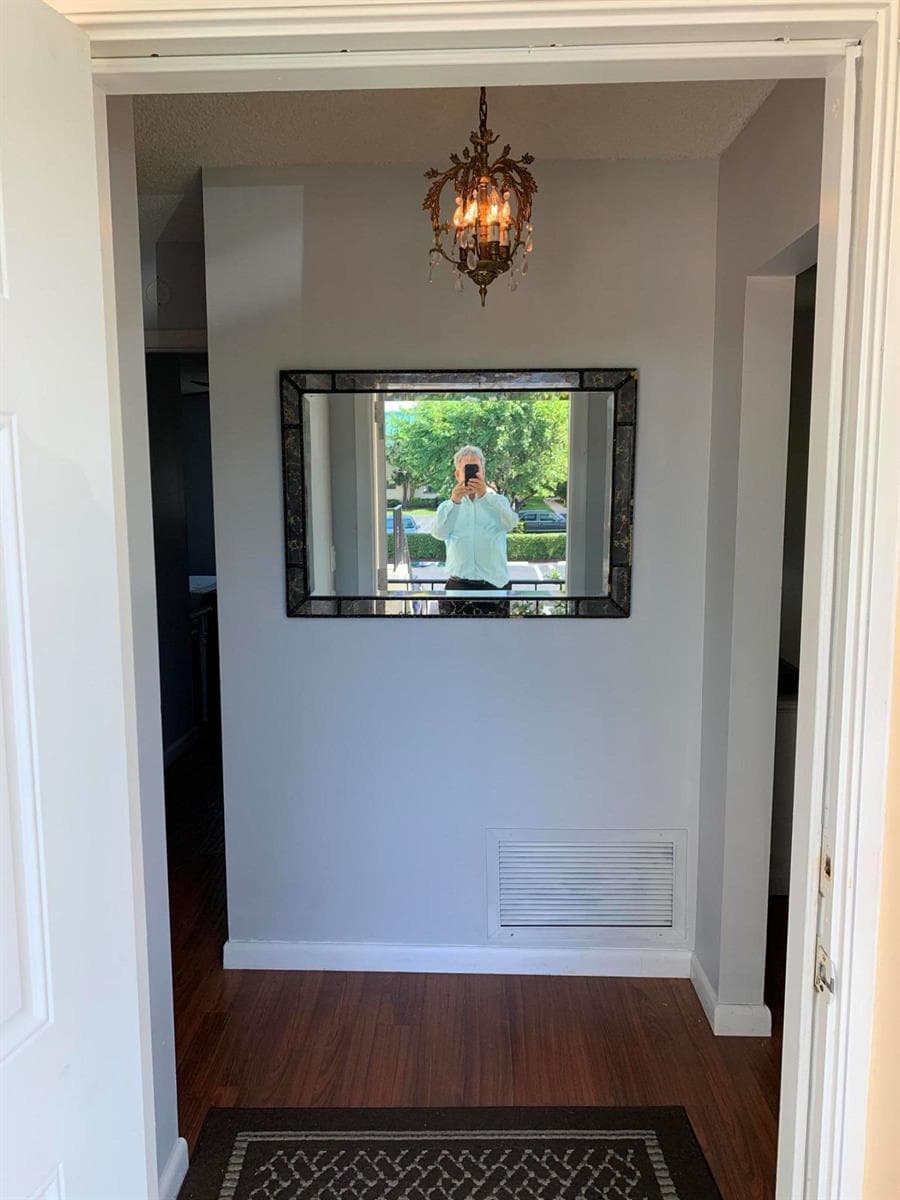 19 Colonial Club Drive 202 photo 5