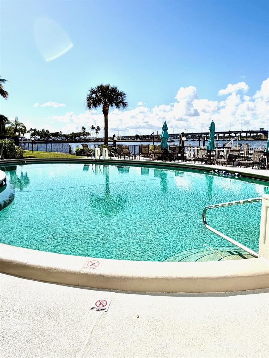 2840 S Ocean Boulevard 2050 photo 22