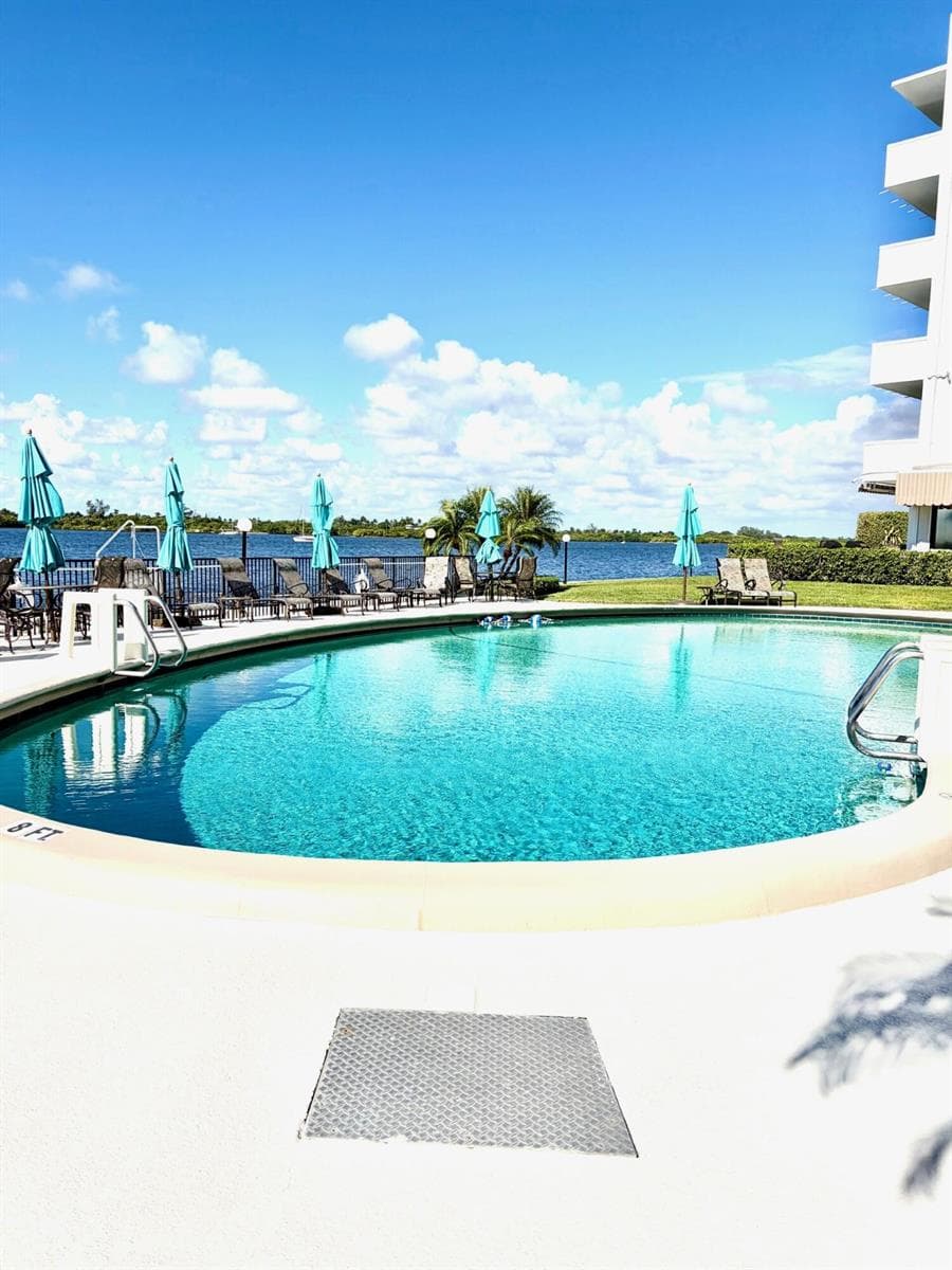 2840 S Ocean Boulevard 2050 photo 1