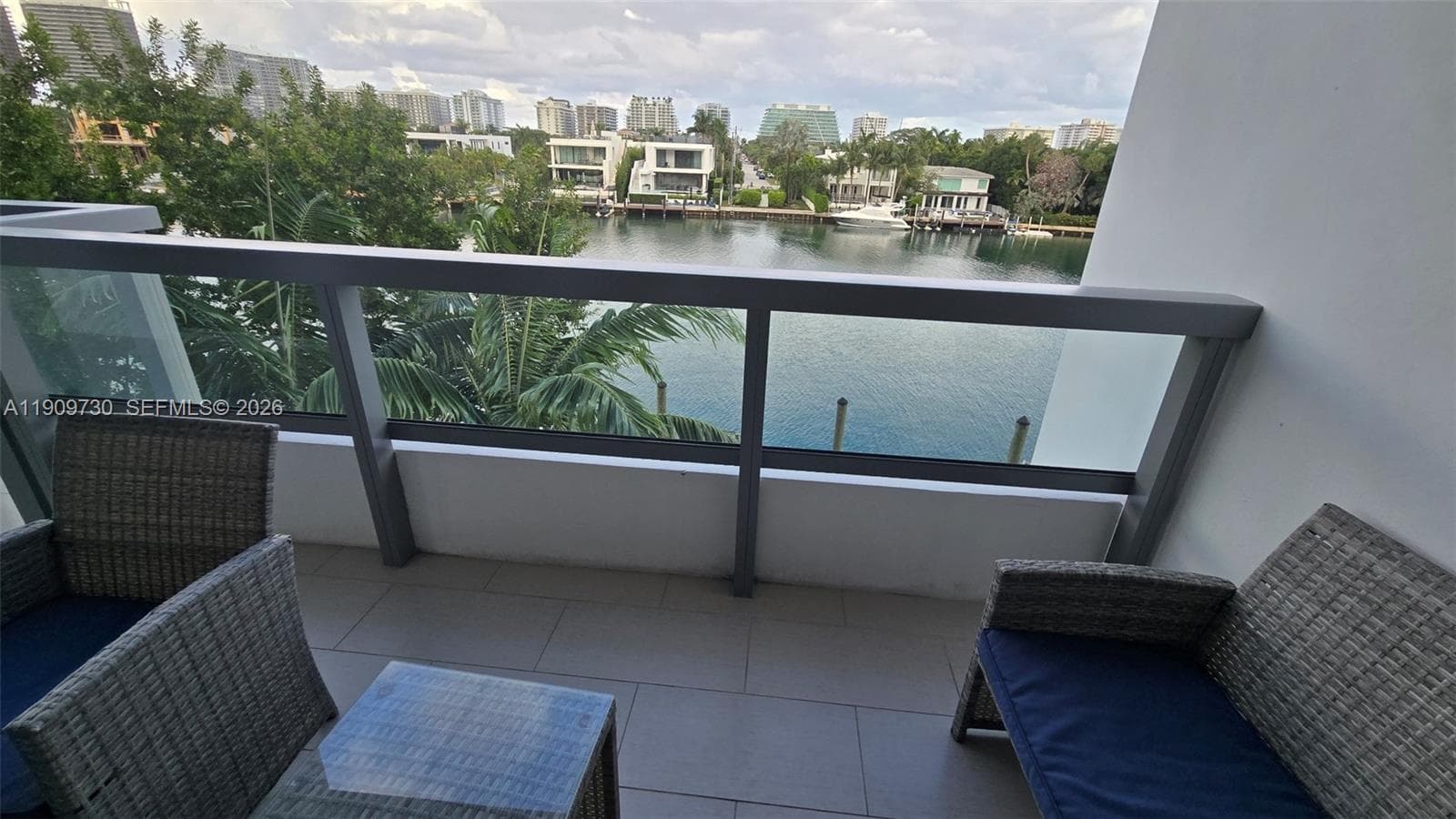9261 Bay Harbor Dr 402 photo 23