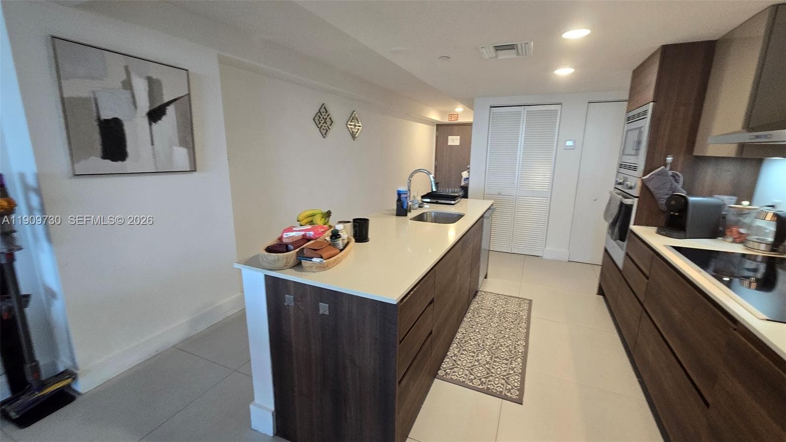9261 Bay Harbor Dr 402 photo 19